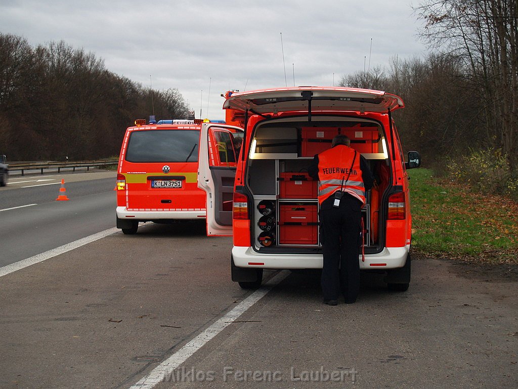 LKW stuerzt um A 3 Rich Frankfurt AK Heumar P0523.JPG